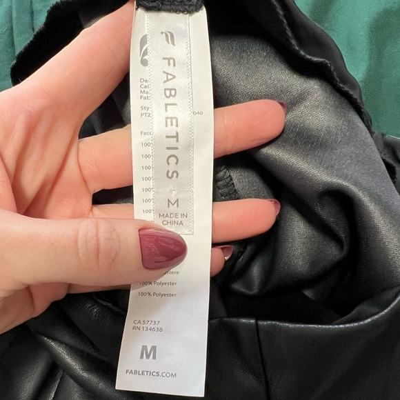 Vegan Leather High-Waisted Legging - Picture 12 of 12